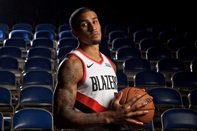 盯人战术演 盯人战术演