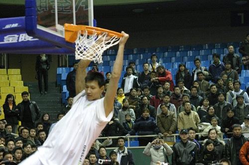 绰号响当当，说本名不认识，NBA这五位球员正是如此