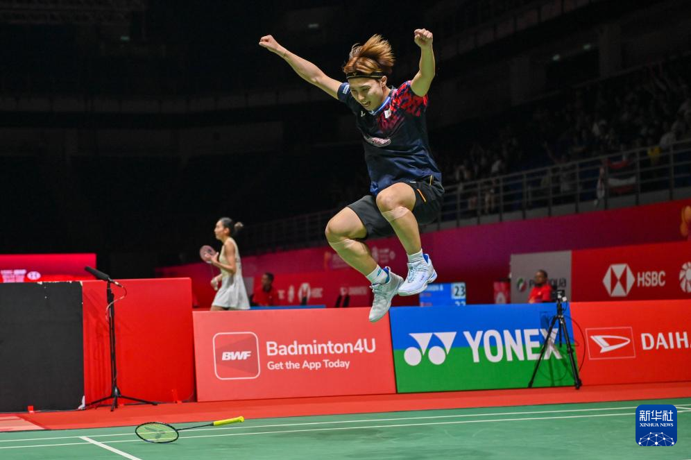 记者：孔蒂想要齐尔克泽被拒绝，曼联向那不勒斯推荐霍伊伦