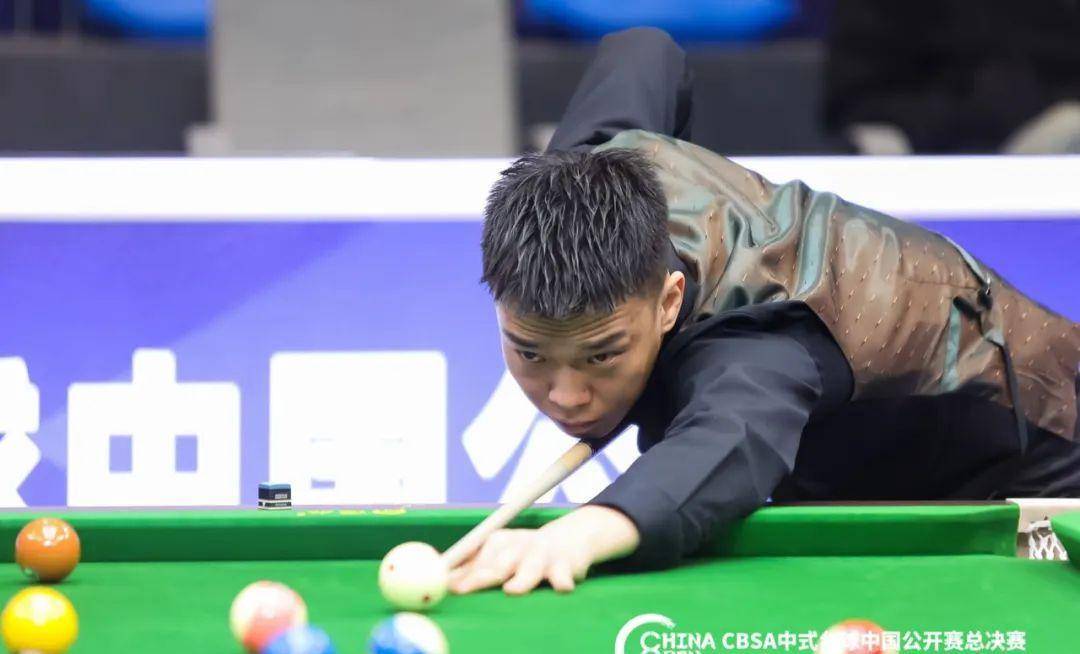 都体：沃克想留在米兰，后者希望在500万欧买断费上获得折扣.