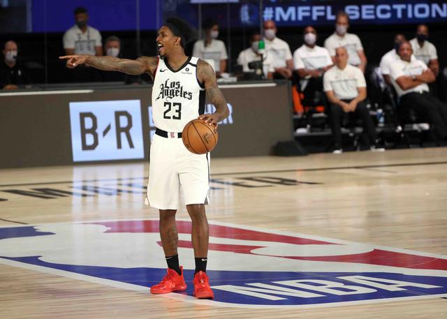 前两年送走 前两年送走